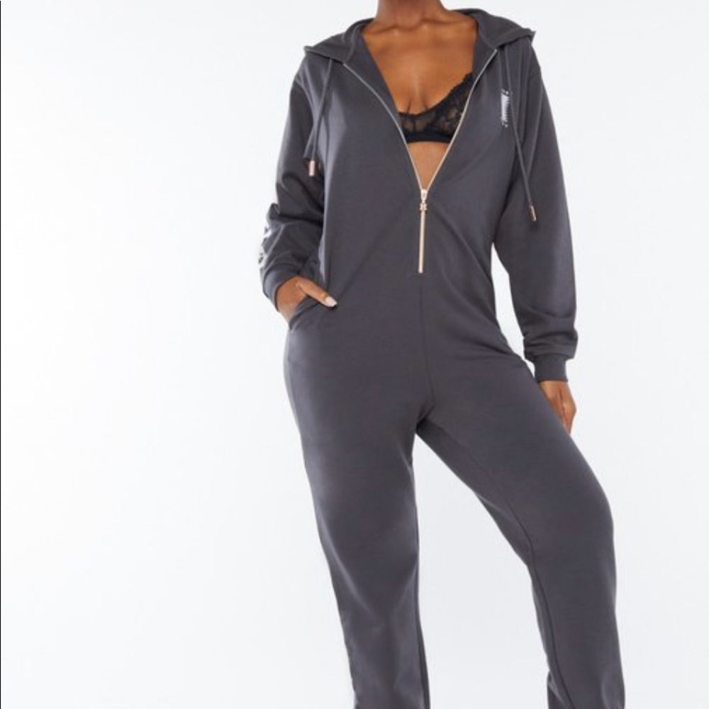 NEW RIHANNA FOREVER SAVAGE X FENTY SHOWGIRL HOODED JUMPSUIT DARKNIGHT GRAY XL